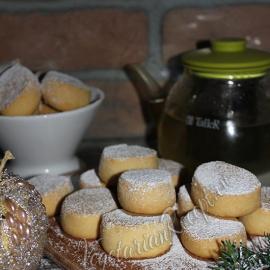 Готовим сдобное печенье: рецепты на все вкусы Сдобное печенье домашнее рецепт простой без дрожжей